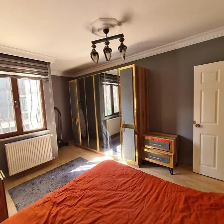 Specius Flat Near Yeditepe Univ Апартаменты