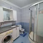 Specius Flat Near Yeditepe Univ Apartment