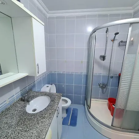 Specius Flat Near Yeditepe Univ * イスタンブール