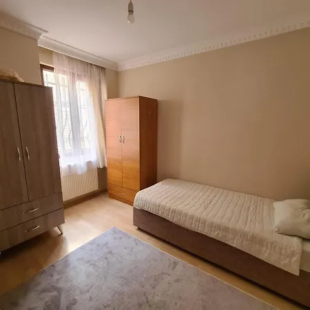 Specius Flat Near Yeditepe Univ Stambuł